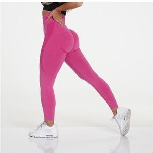 NVGTN Fuschia Contour Seamless Leggings, Medium